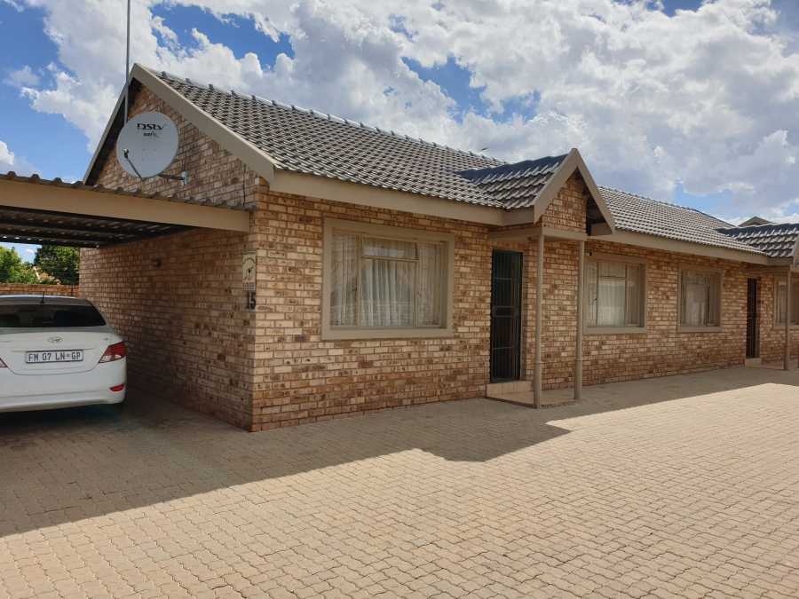 To Let 2 Bedroom Property for Rent in Doringkruin North West